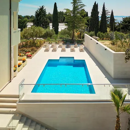 Luxury Apartments Villa Klara Frühstückspension