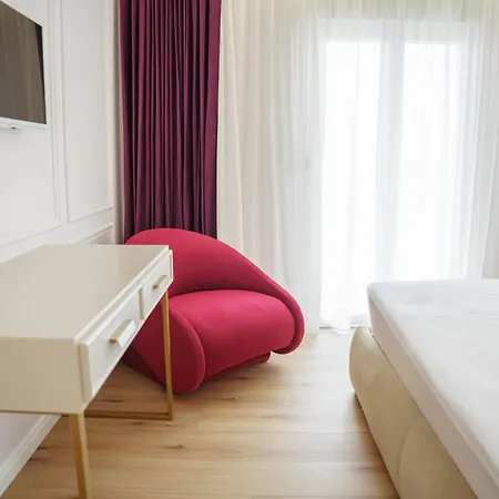 Luxury Apartments Villa Klara 5* Split