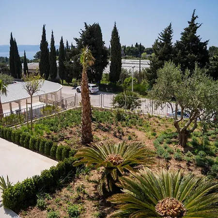 Bed & Breakfast Luxury Apartments Villa Klara