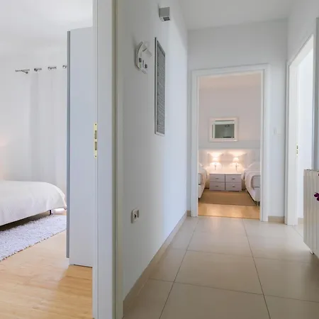 Bed & Breakfast Luxury Apartments Villa Klara 5*