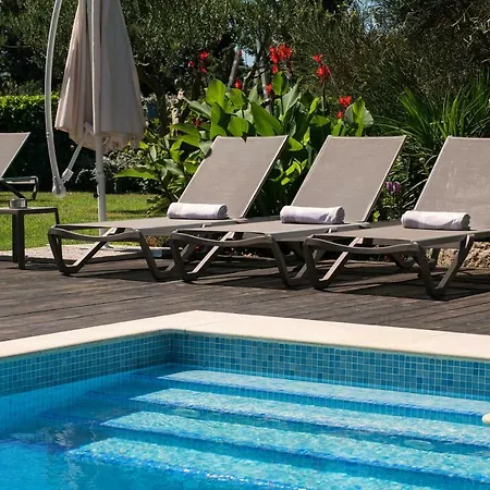 Bed & Breakfast Luxury Apartments Villa Klara