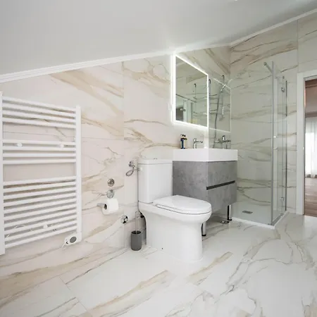 Luxury Klara לינה וארוחת בוקר