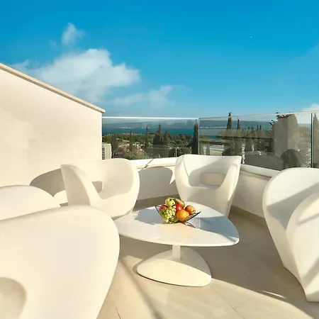 Luxury Klara לינה וארוחת בוקר 5*